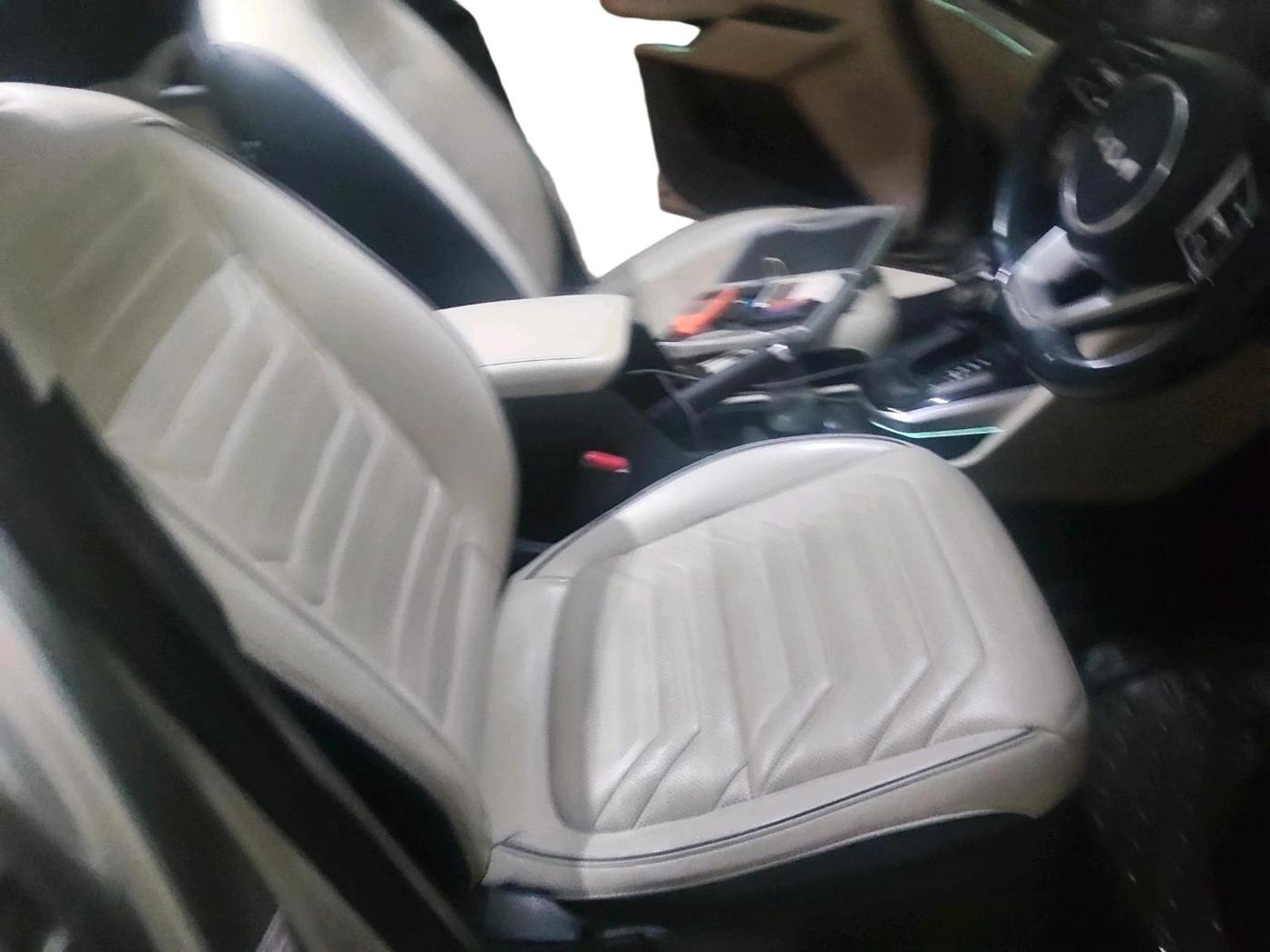 2022 KIA CARENS LUXURY PLUS 1.4 PETROL DCT 6 STR, Petrol, Automatic, 94,262 km, interior