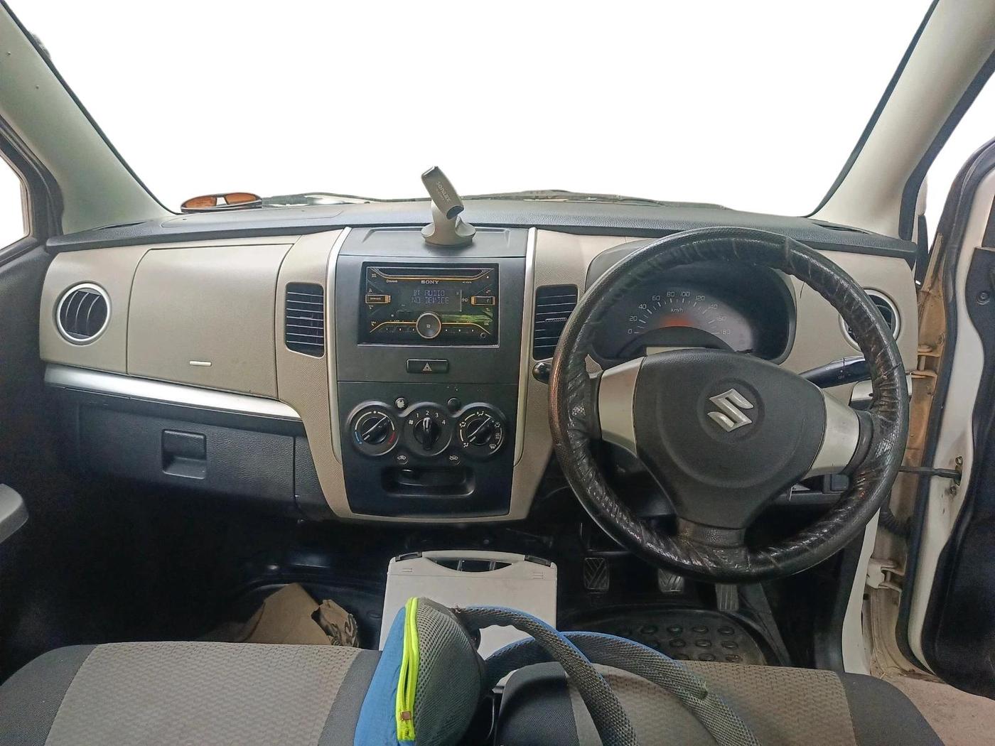 2016 Maruti Wagon R 1.0 LXI CNG, CNG, Manual, 91,005 km, interior