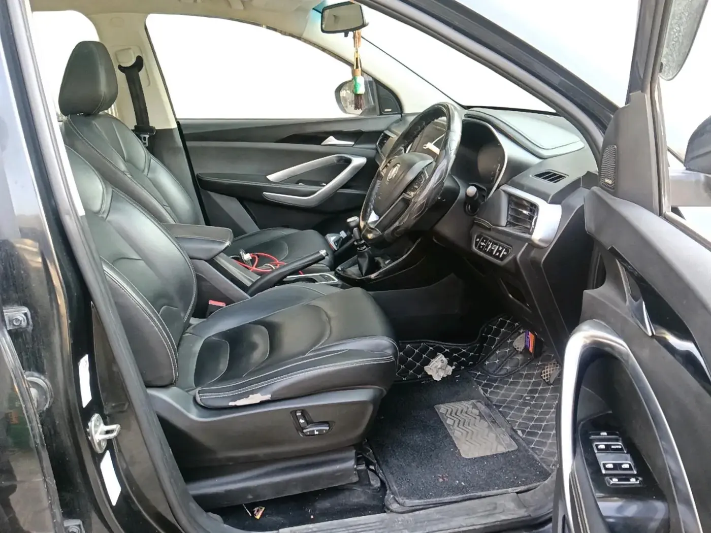 2019 MG HECTOR SHARP 2.0 DIESEL, Diesel, Manual, 1,32,281 km, interior