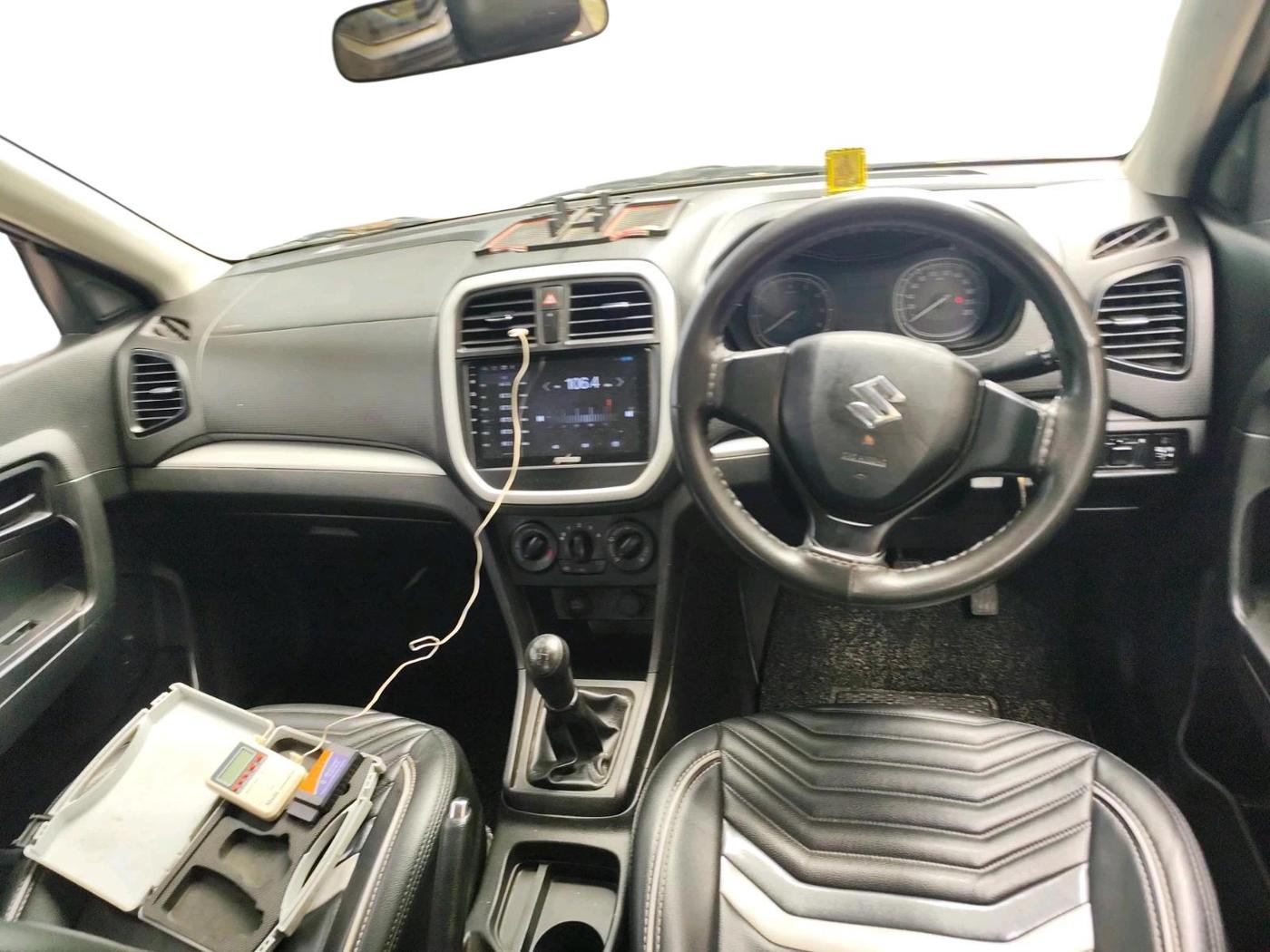 2021 Maruti Vitara Brezza LXI, Petrol, Manual, 37,222 km, interior