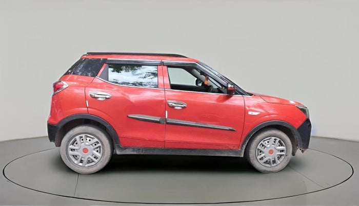 2019 Mahindra XUV300 W4 1.2 PETROL, Petrol, Manual, 57,663 km, exterior