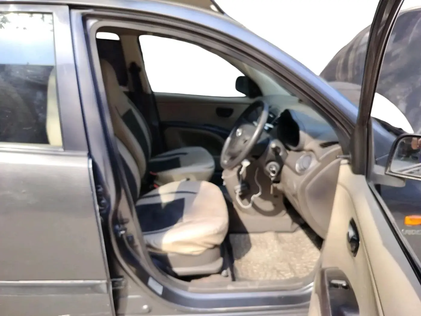 2013 Hyundai i10 ERA 1.1, Petrol, Manual, 83,324 km, interior