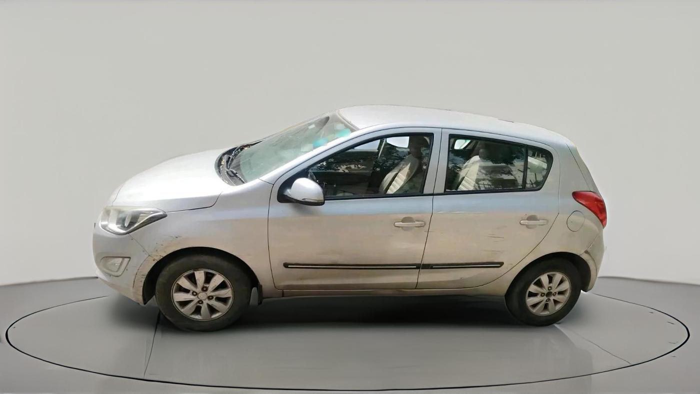 2013 Hyundai i20 SPORTZ 1.2, Petrol, Manual, 67,596 km, exterior