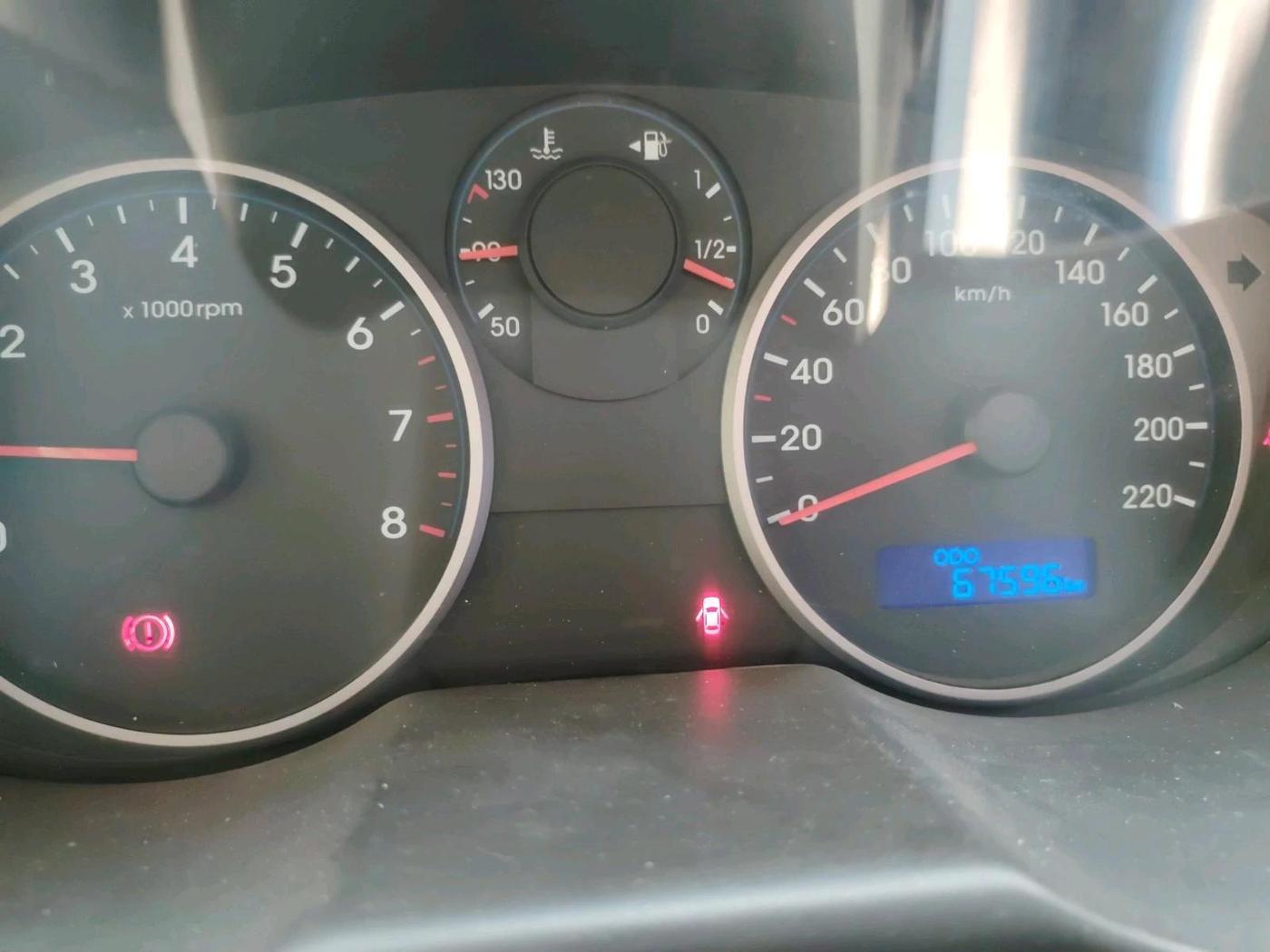 2013 Hyundai i20 SPORTZ 1.2, Petrol, Manual, 67,596 km, interior
