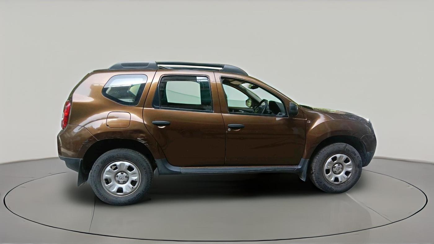 2014 Renault Duster RXE PETROL, Petrol, Manual, 28,028 km, exterior