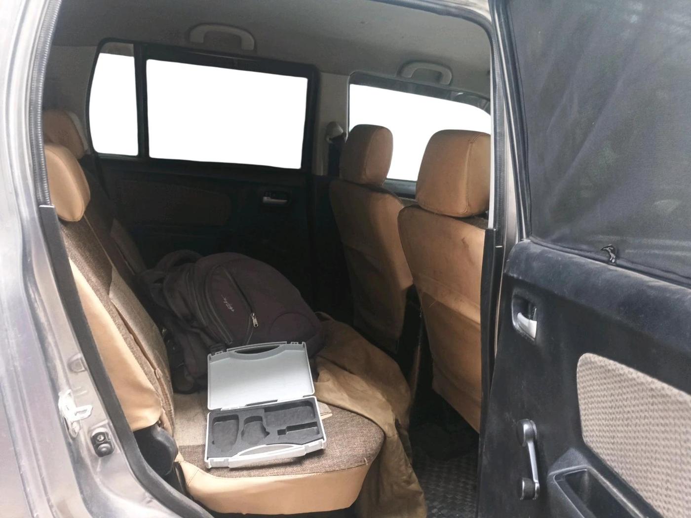 2014 Maruti Wagon R 1.0 LXI CNG, CNG, Manual, 1,22,410 km, interior