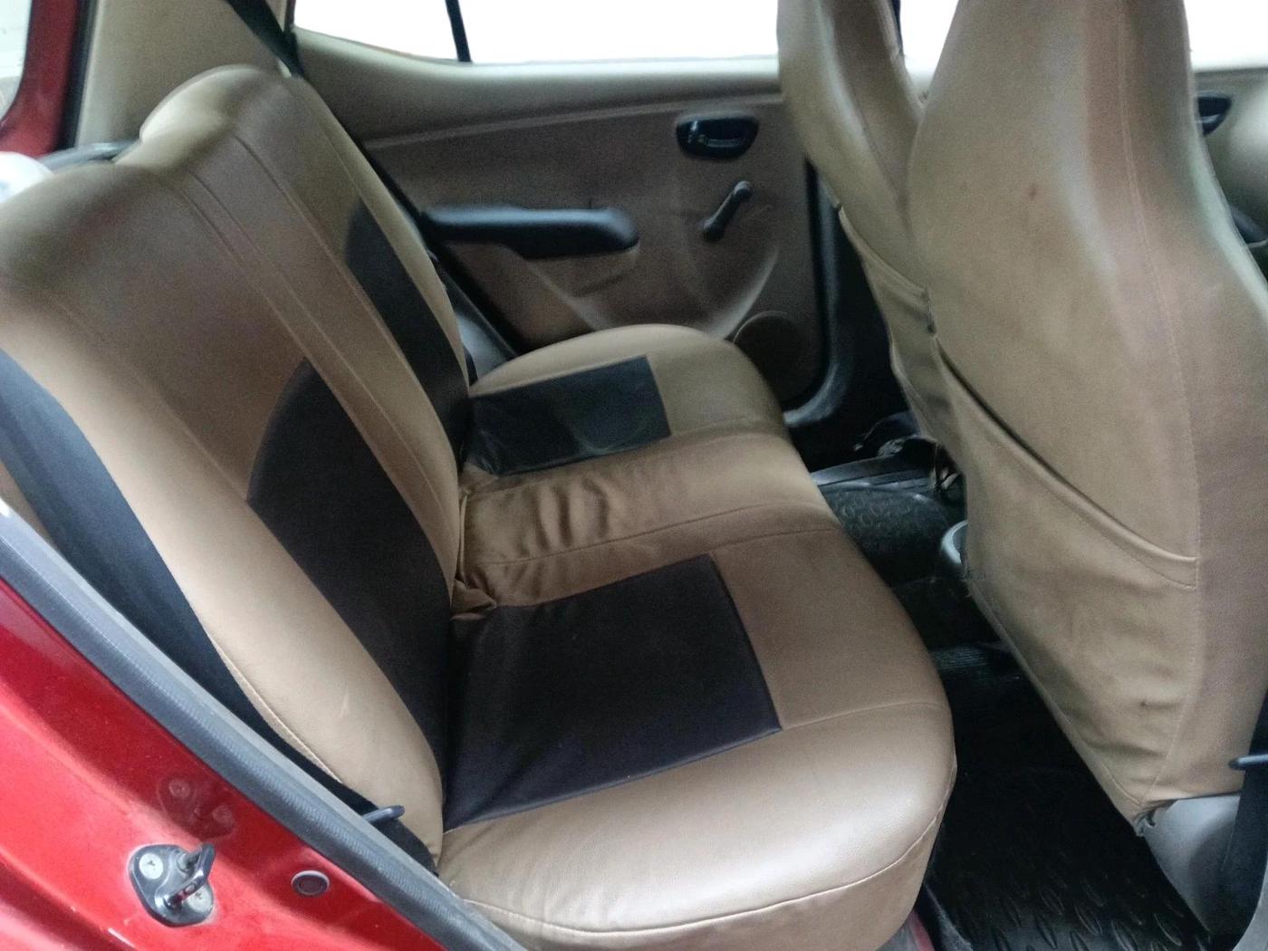 2011 Hyundai i10 ERA 1.1, Petrol, Manual, 38,292 km, interior
