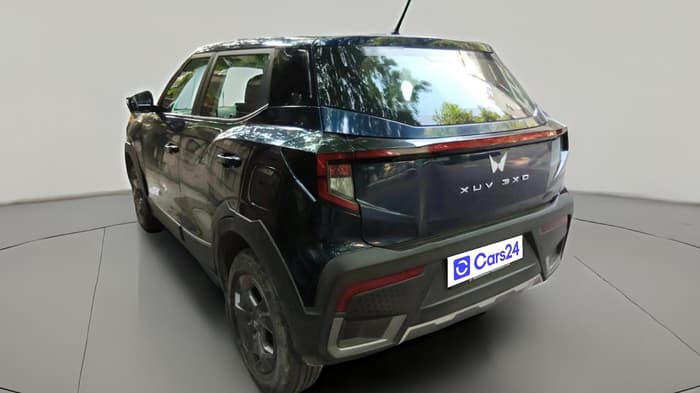 2024 Mahindra XUV 3XO MX3 Pro 1.2 L TCMPFi, Petrol, Manual, 33,620 km, exterior