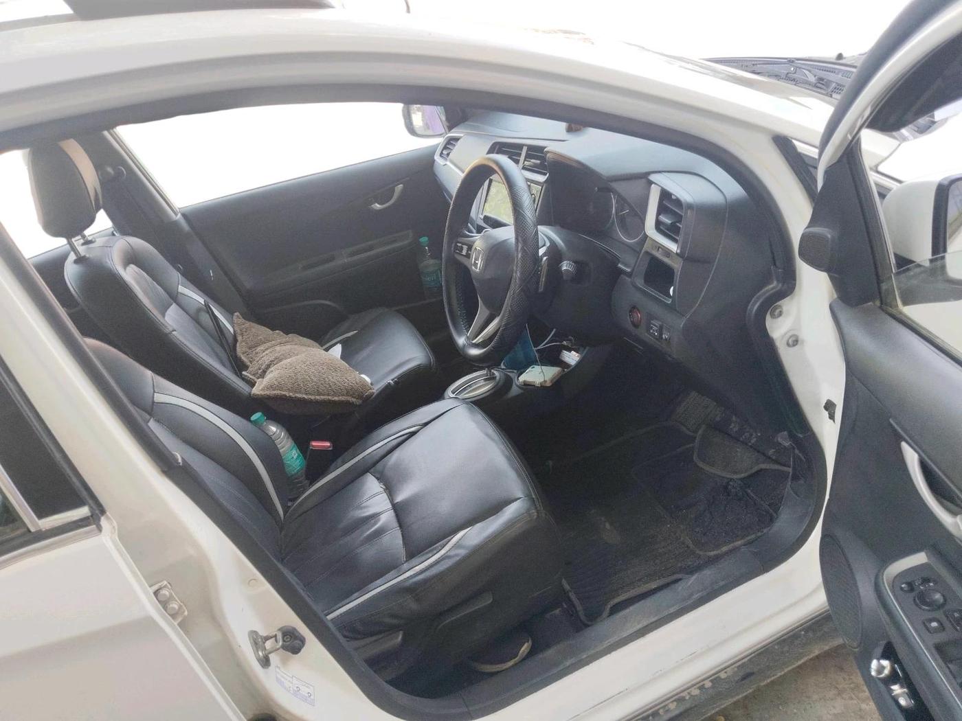 2017 Honda BR-V 1.5L I-VTEC V CVT, CNG, Automatic, 1,34,834 km, interior
