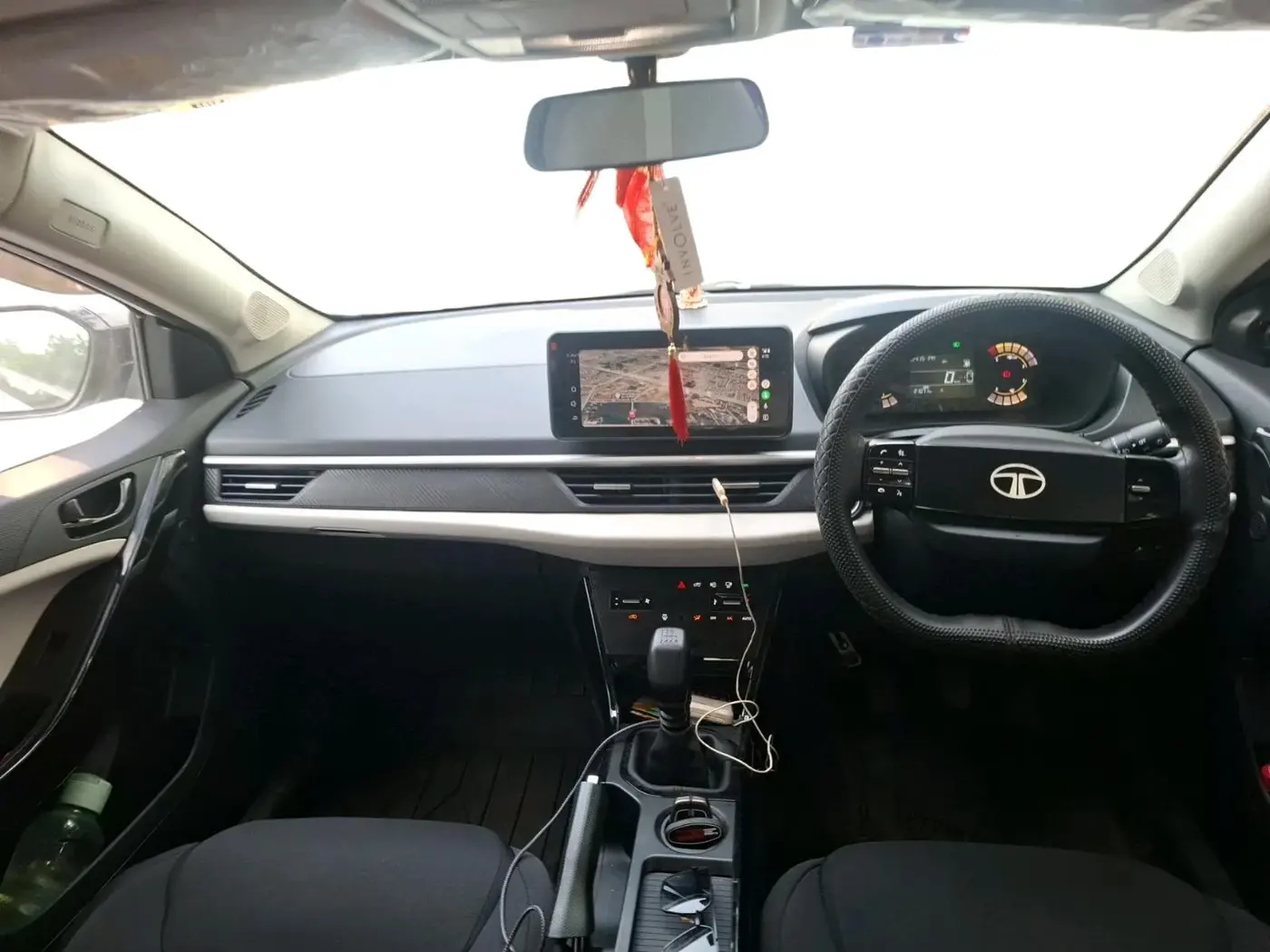 2025 Tata NEXON Creative 1.2 iCNG, CNG, Manual, 21,071 km, interior
