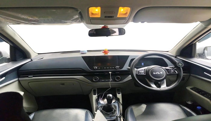 2024 KIA CARENS Premium (O) 1.5 Petrol 7 STR, Petrol, Manual, 33,495 km, interior