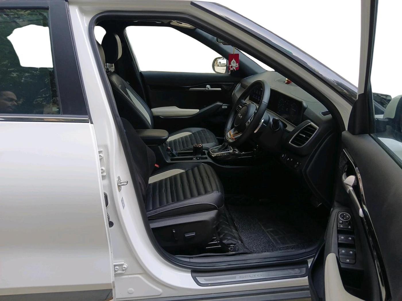 2025 KIA SELTOS  GTX Plus 1.5 Turbo Petrol DCT, Petrol, Automatic, 11,225 km, interior