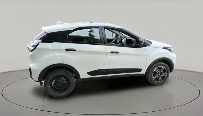 2022 Tata NEXON XE PETROL, Petrol, Manual, 33,614 km, exterior