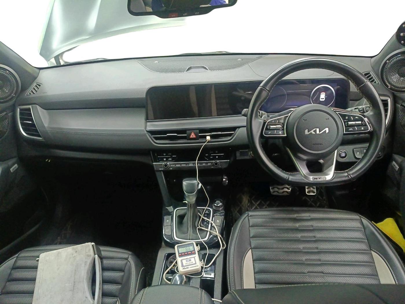 2023 KIA SELTOS  GTX Plus 1.5 Turbo Petrol DCT, Petrol, Automatic, 7,069 km, interior