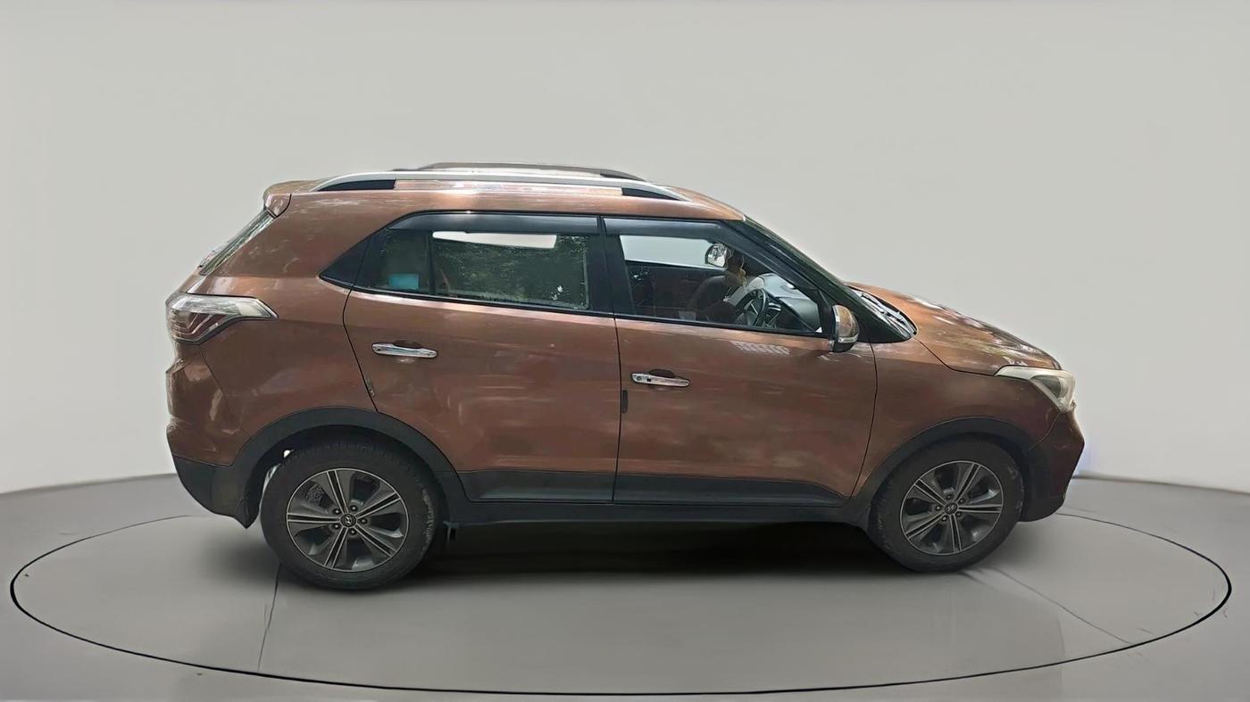 2016 Hyundai Creta SX PLUS AT 1.6 DIESEL, Diesel, Automatic, 2,05,495 km, exterior