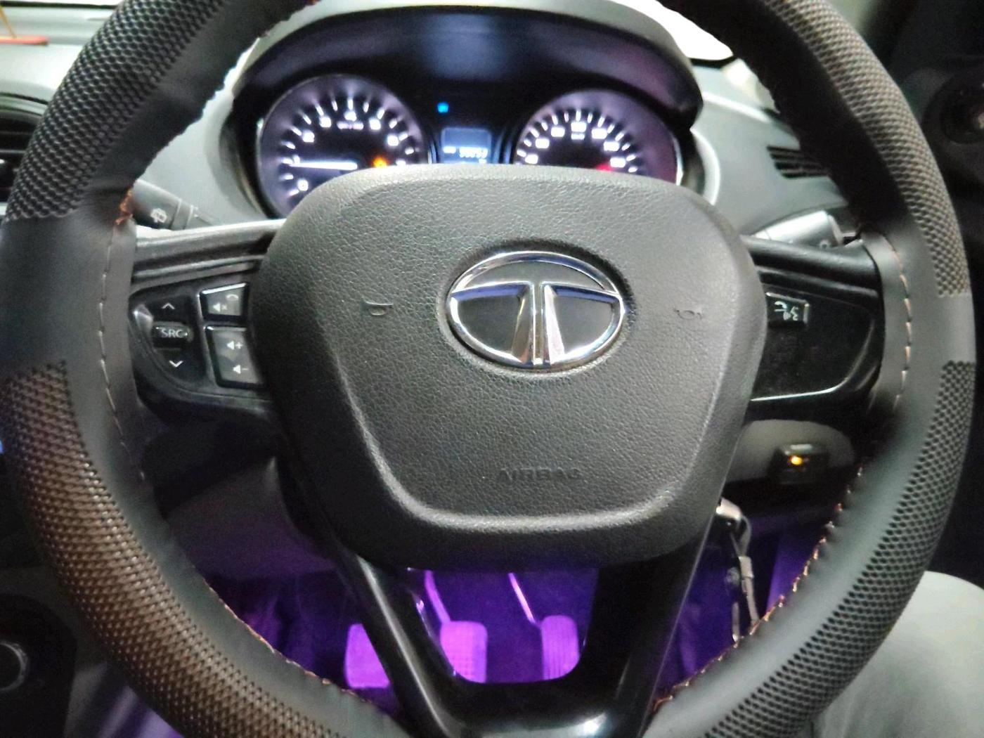 2018 Tata Tiago XZ PETROL, CNG, Manual, 59,253 km, interior