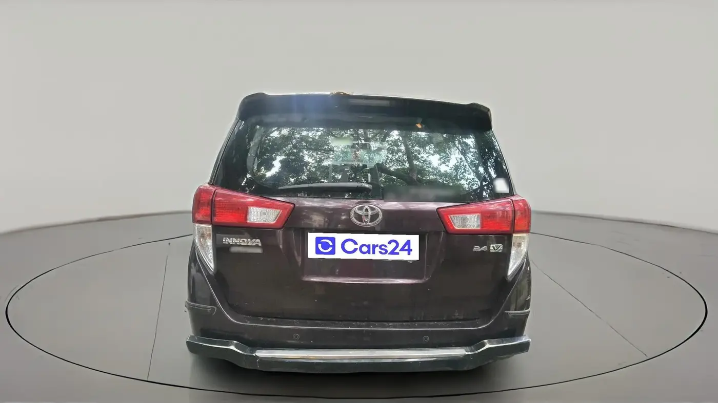 2016 Toyota Innova Crysta 2.4 VX 7 STR, Diesel, Manual, 97,543 km, exterior