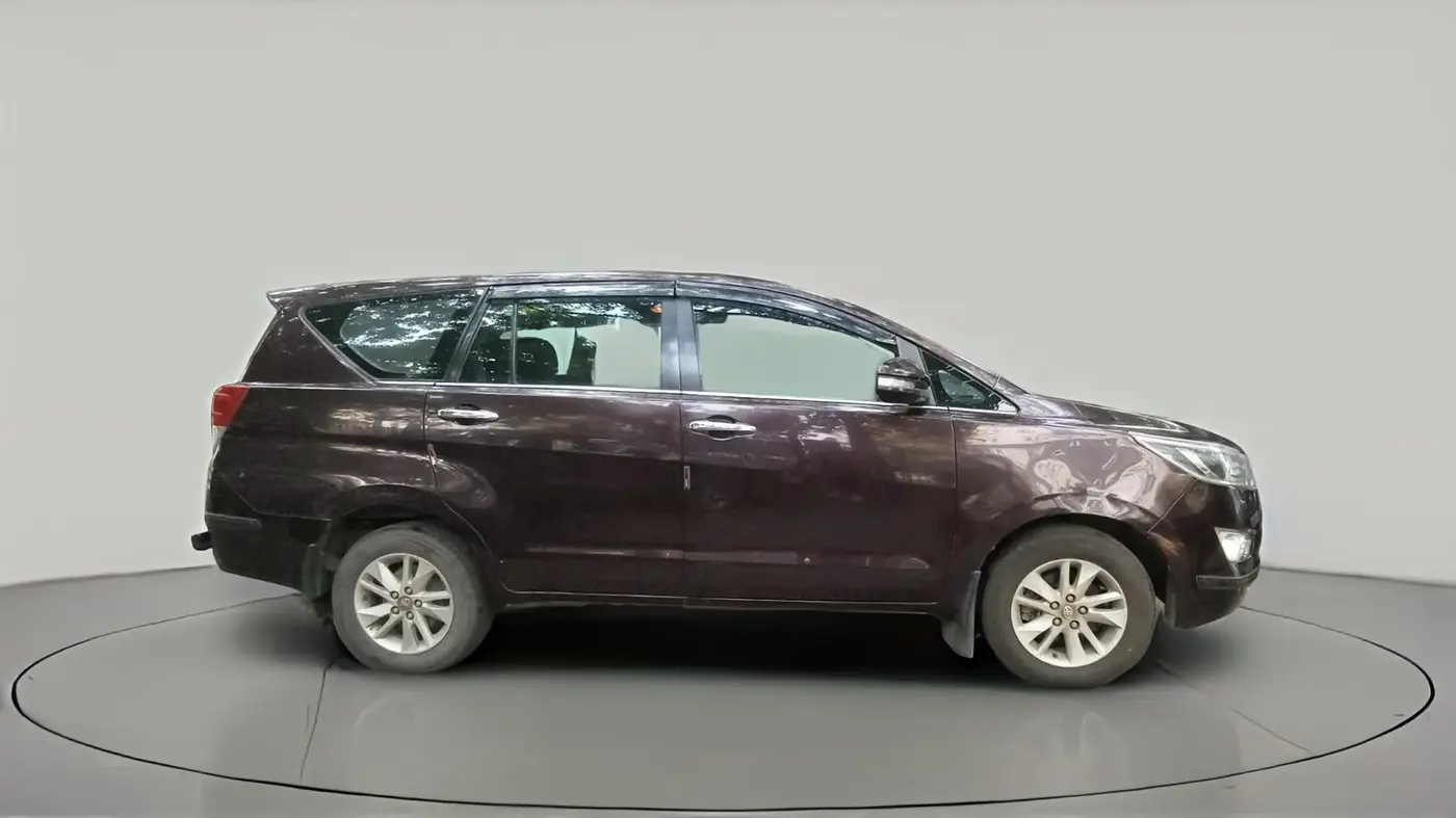 2016 Toyota Innova Crysta 2.4 VX 7 STR, Diesel, Manual, 97,543 km, exterior