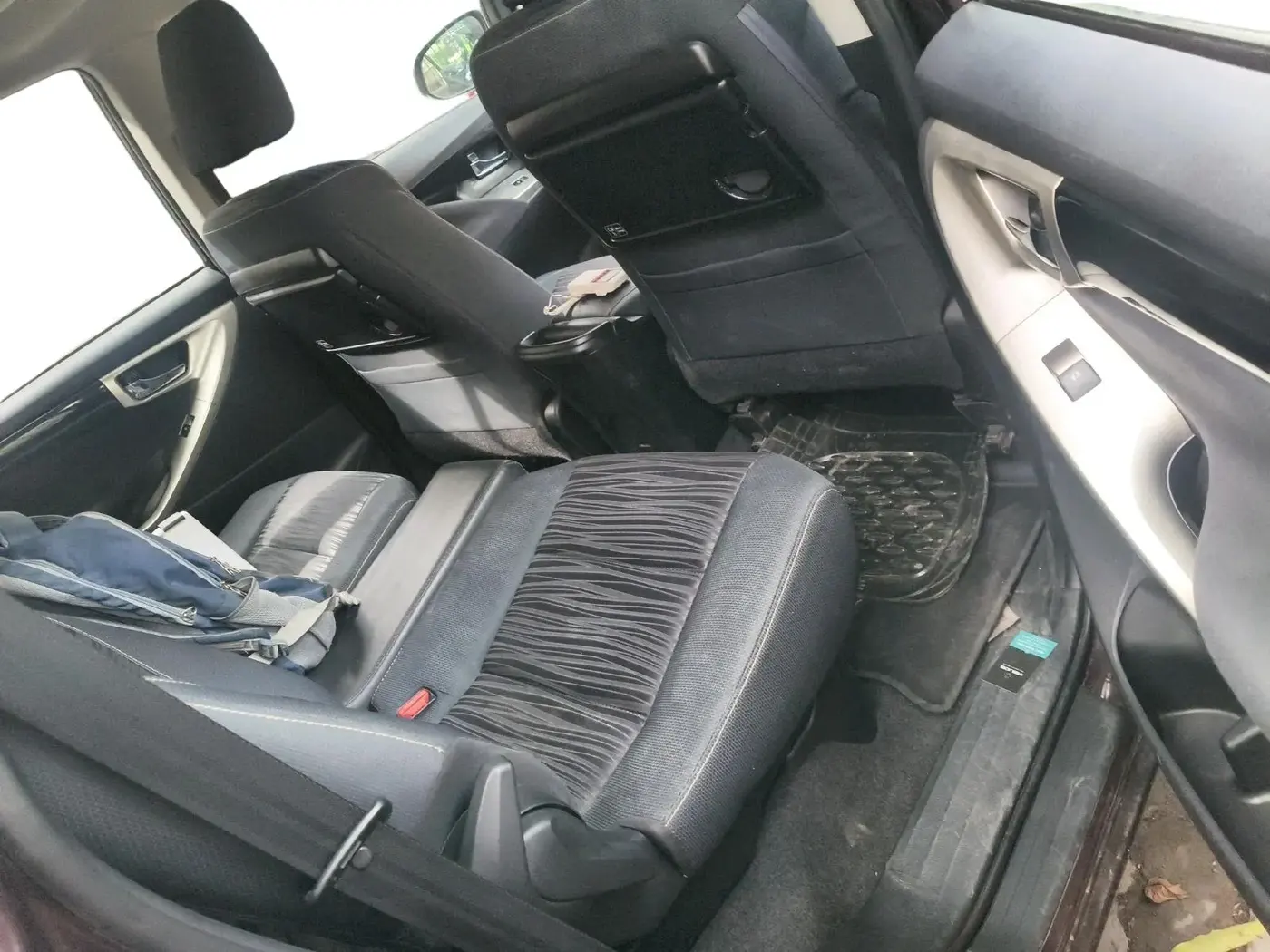 2016 Toyota Innova Crysta 2.4 VX 7 STR, Diesel, Manual, 97,543 km, interior