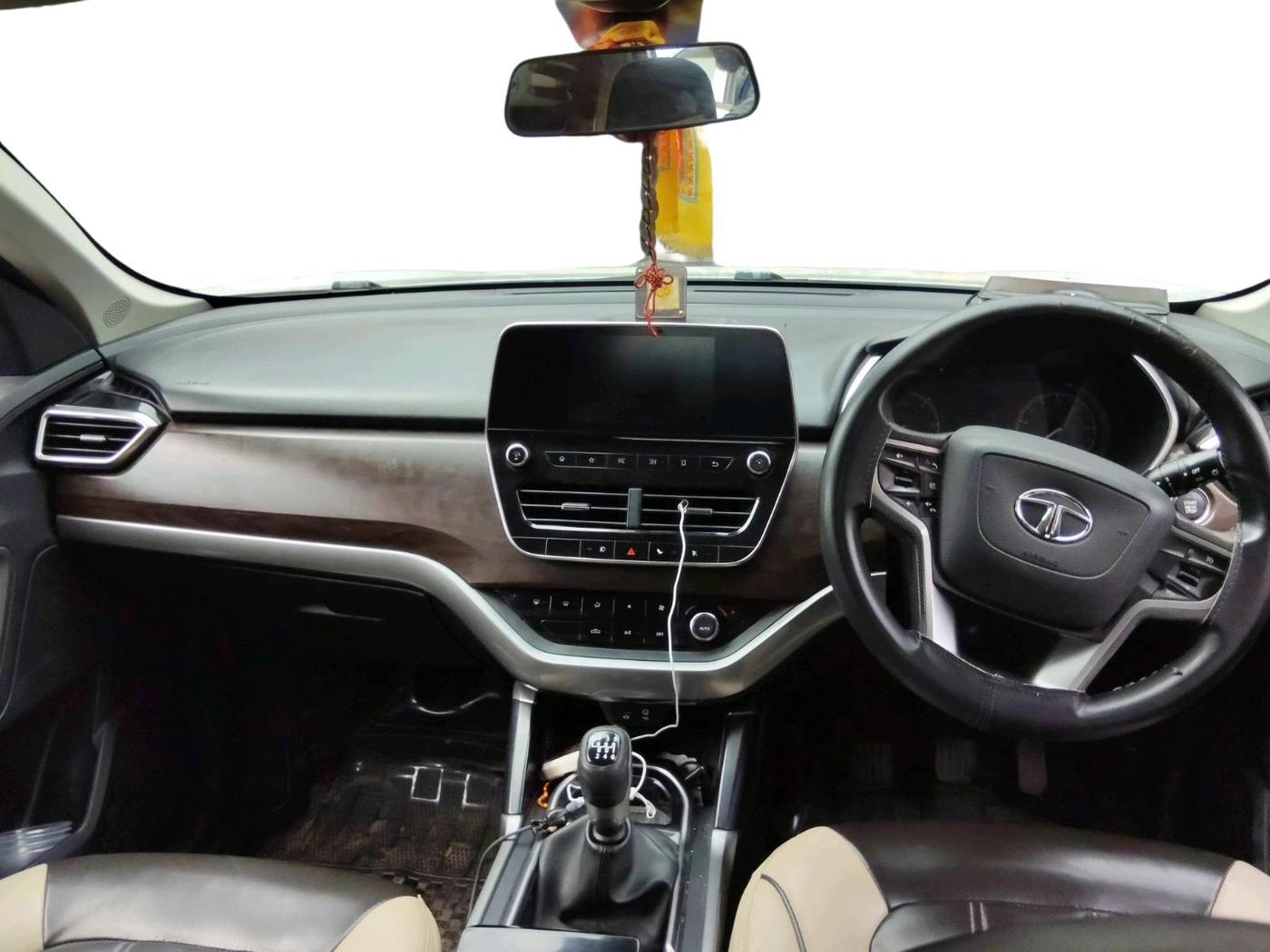 2021 Tata Harrier XT PLUS 2.0L KRYOTEC, Diesel, Manual, 73,298 km, interior
