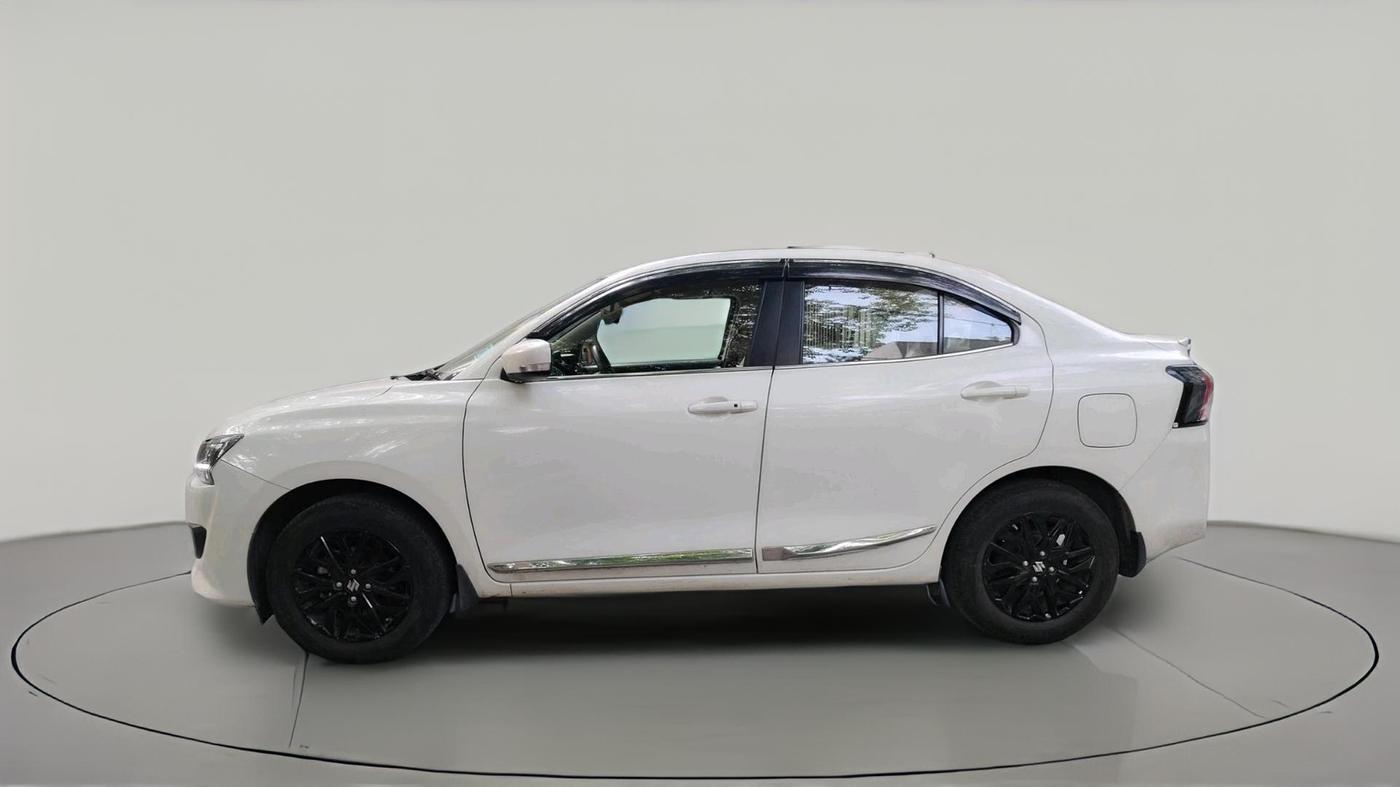 2025 Maruti Dzire ZXi AMT, Petrol, Automatic, 14,943 km, exterior