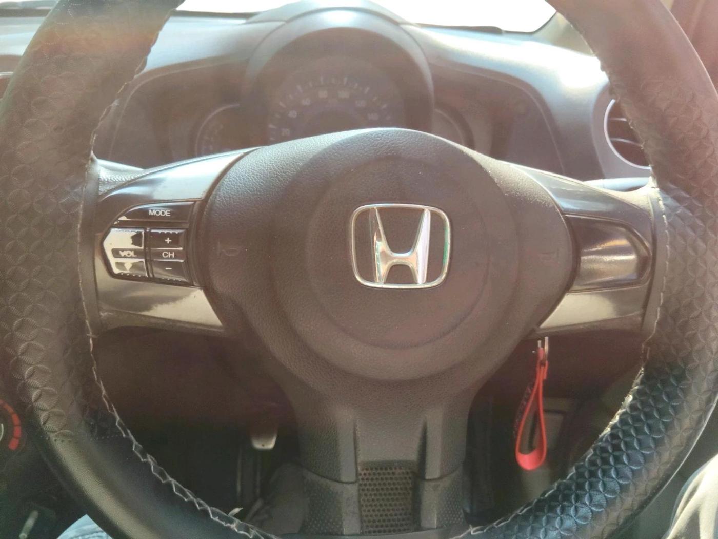 2015 Honda Amaze 1.2L I-VTEC S, CNG, Manual, 1,09,157 km, interior