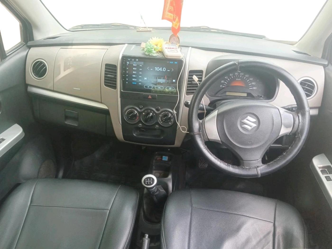 2014 Maruti Wagon R 1.0 LXI, CNG, Manual, 92,001 km, interior