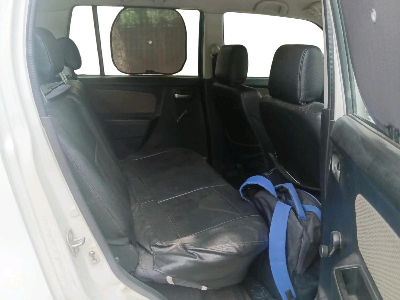 2014 Maruti Wagon R 1.0 LXI, CNG, Manual, 92,001 km, interior