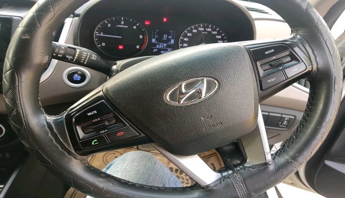 2017 Hyundai Creta SX PLUS AT 1.6 DIESEL, Diesel, Automatic, 86,064 km, interior