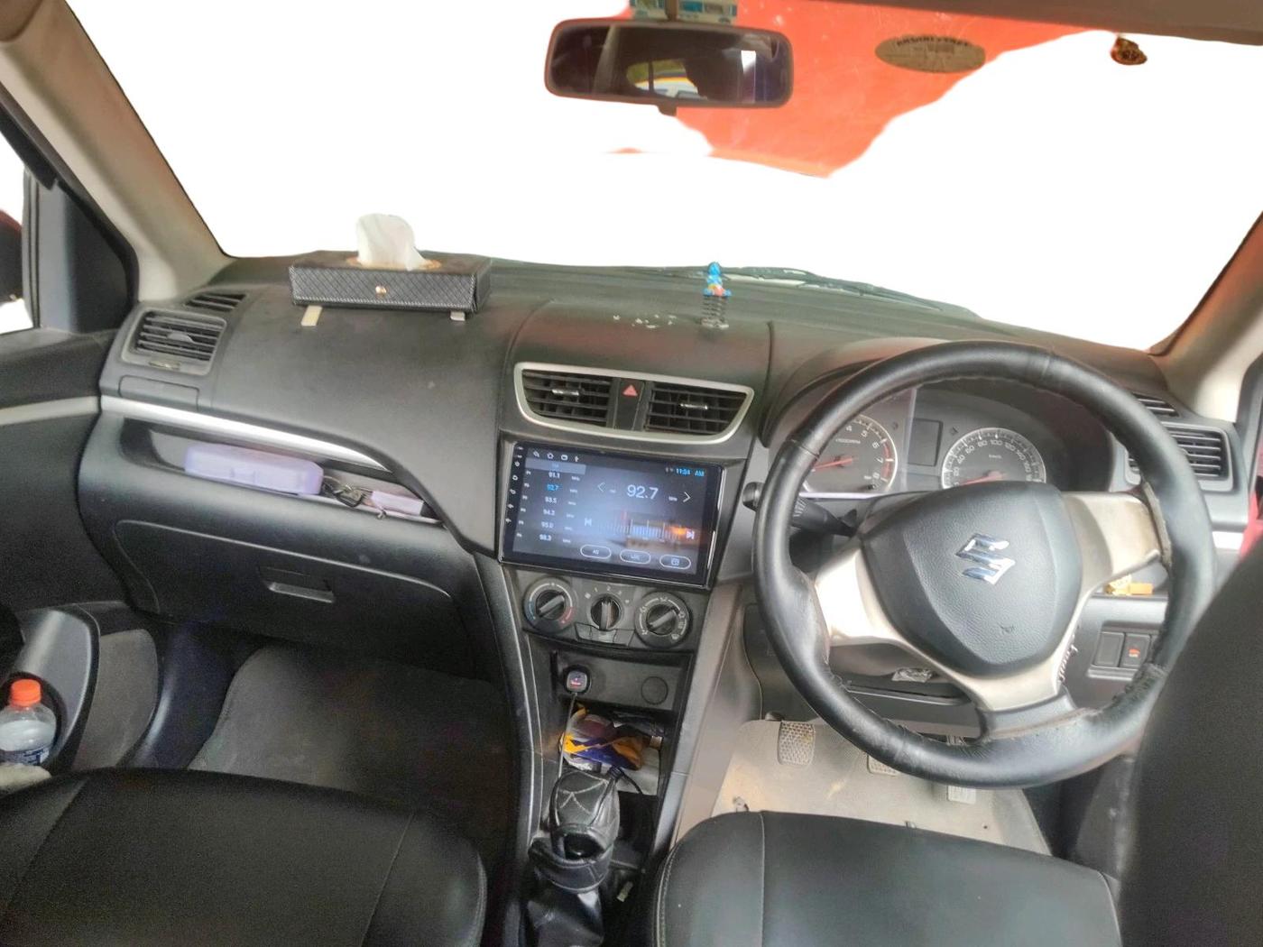 2013 Maruti Swift VXI, Petrol, Manual, 84,643 km, interior