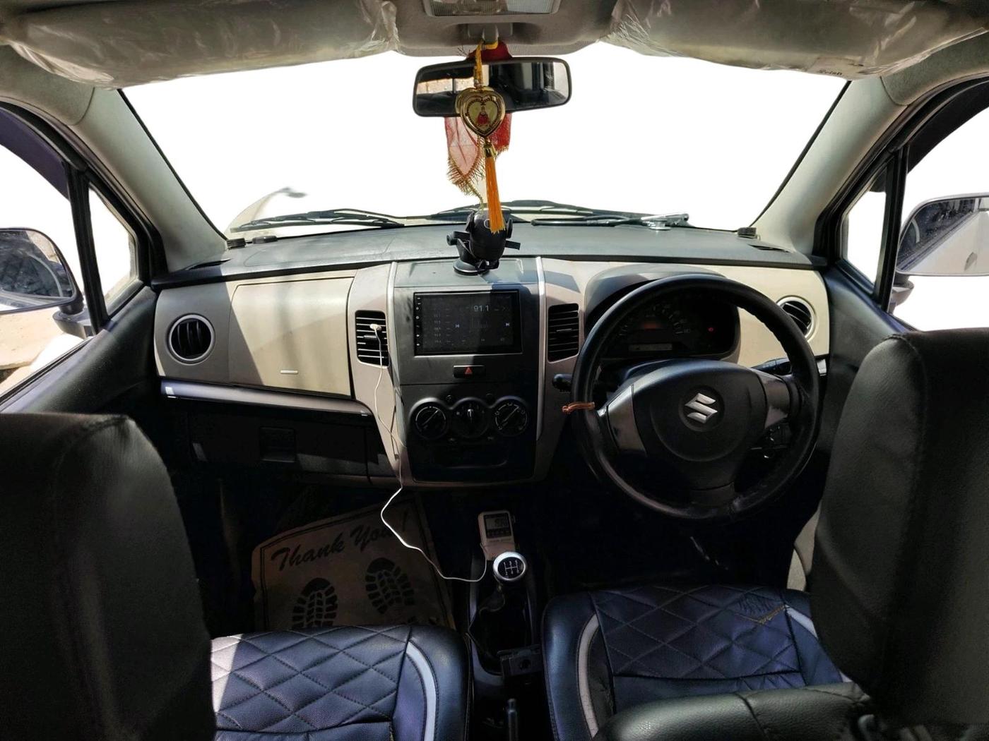 2013 Maruti Wagon R 1.0 LXI, Petrol, Manual, 1,40,282 km, interior