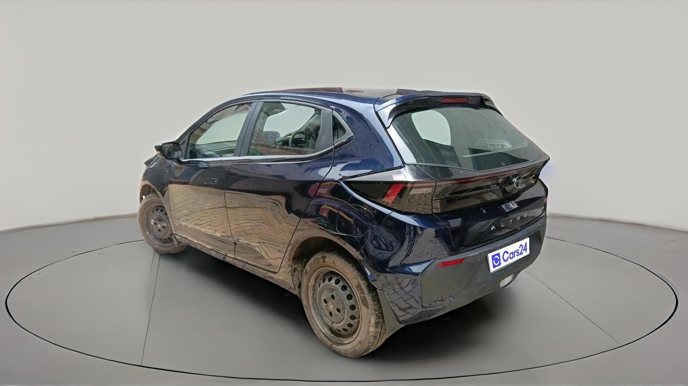 2026 Tata ALTROZ Smart CNG 5MT, CNG, Manual, 698 km, exterior
