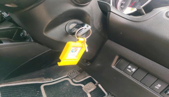 2023 Maruti Swift VXI CNG, CNG, Manual, 16,523 km, interior