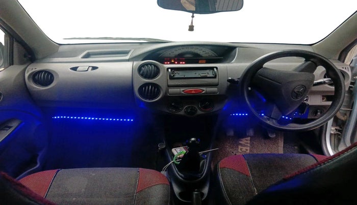 2011 Toyota Etios G, Petrol, Manual, 99,484 km, interior