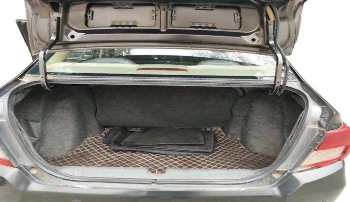 2018 Honda Amaze 1.2L I-VTEC VX, Petrol, Manual, 1,09,086 km, exterior