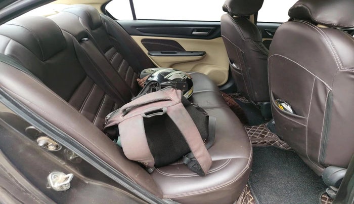 2018 Honda Amaze 1.2L I-VTEC VX, Petrol, Manual, 1,09,086 km, interior