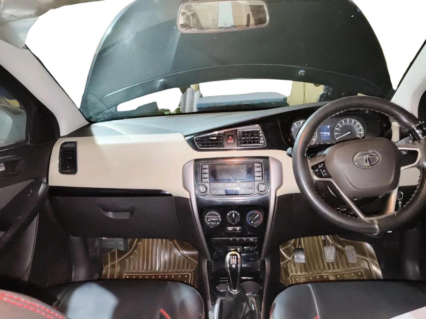 2017 Tata Zest XMS PETROL, Petrol, Manual, 84,748 km, interior