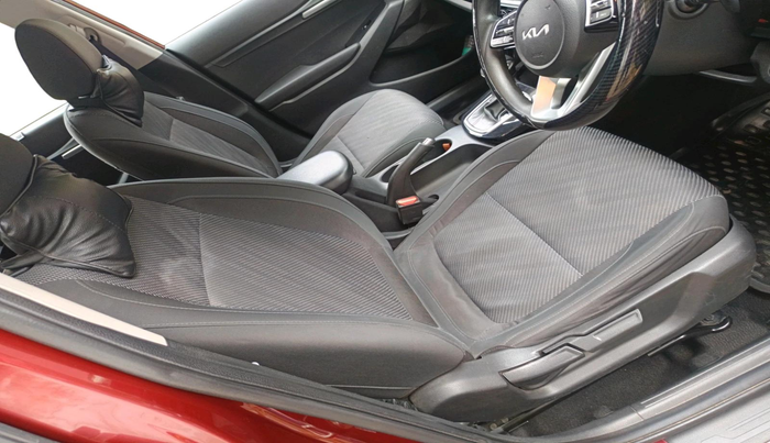 2021 KIA SELTOS HTK PLUS AT 1.5 DIESEL, Diesel, Automatic, 46,575 km, interior