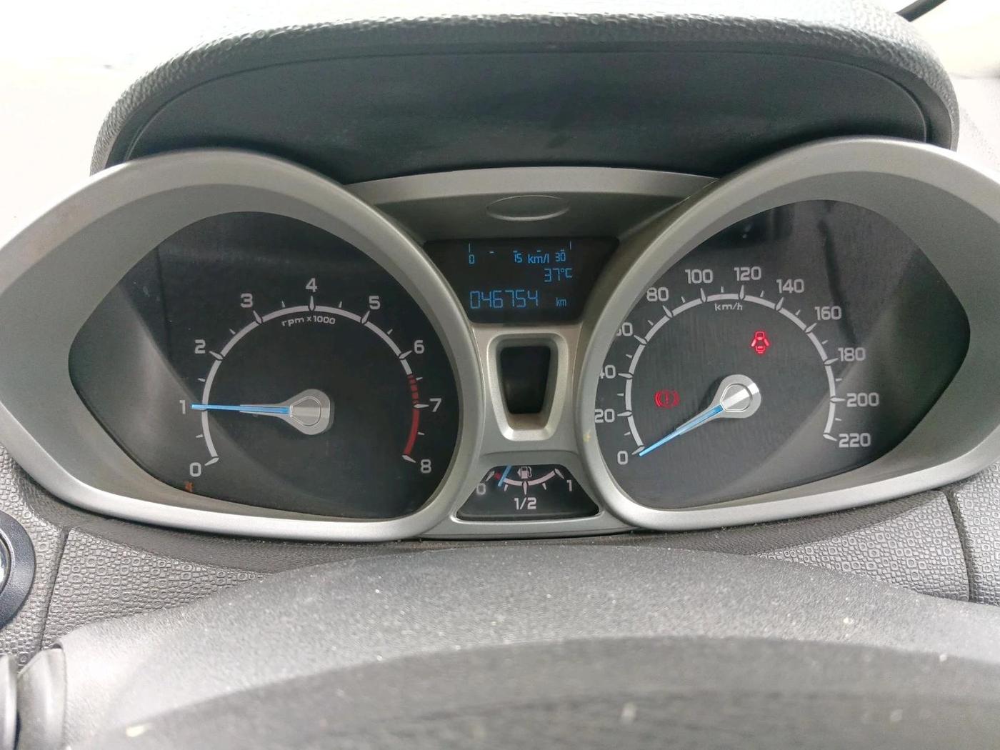 2013 Ford Ecosport TITANIUM 1.0L ECOBOOST, Petrol, Manual, 46,754 km, interior
