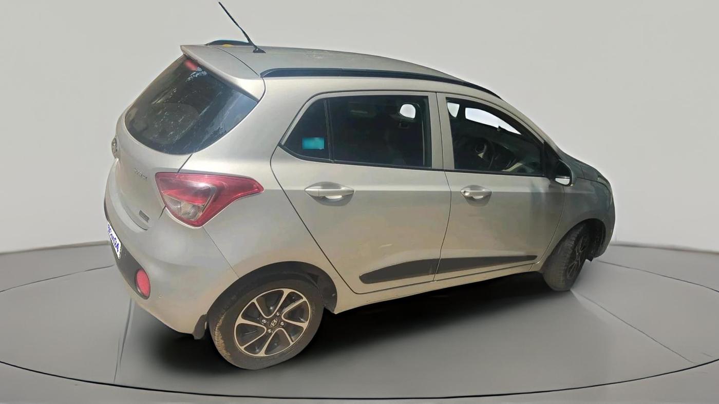 2017 Hyundai Grand i10 SPORTZ (O) AT 1.2 KAPPA VTVT, Petrol, Automatic, 42,150 km, exterior