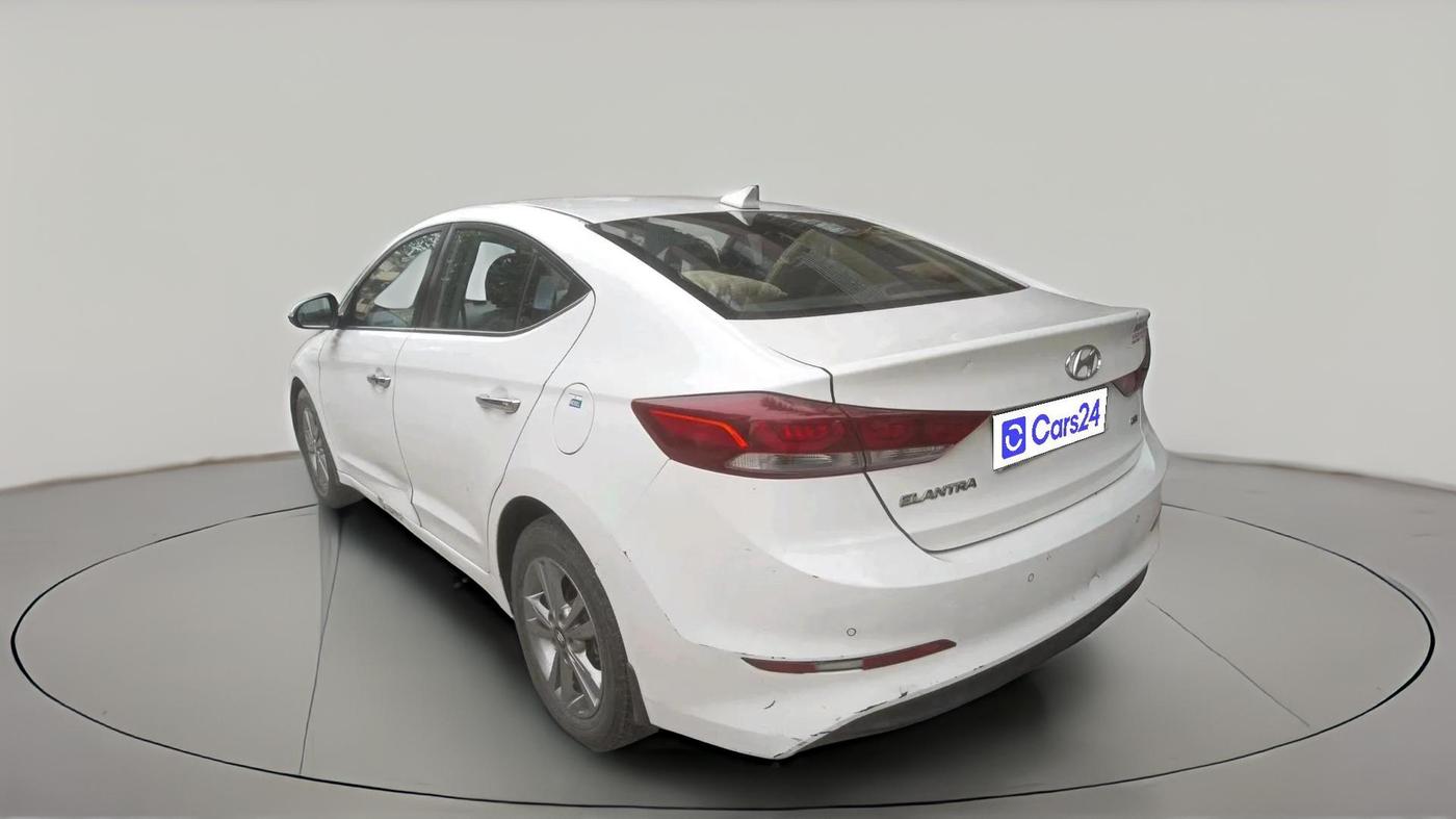 2019 Hyundai New Elantra 1.6 SX MT DIESEL, Diesel, Manual, 1,29,235 km, exterior