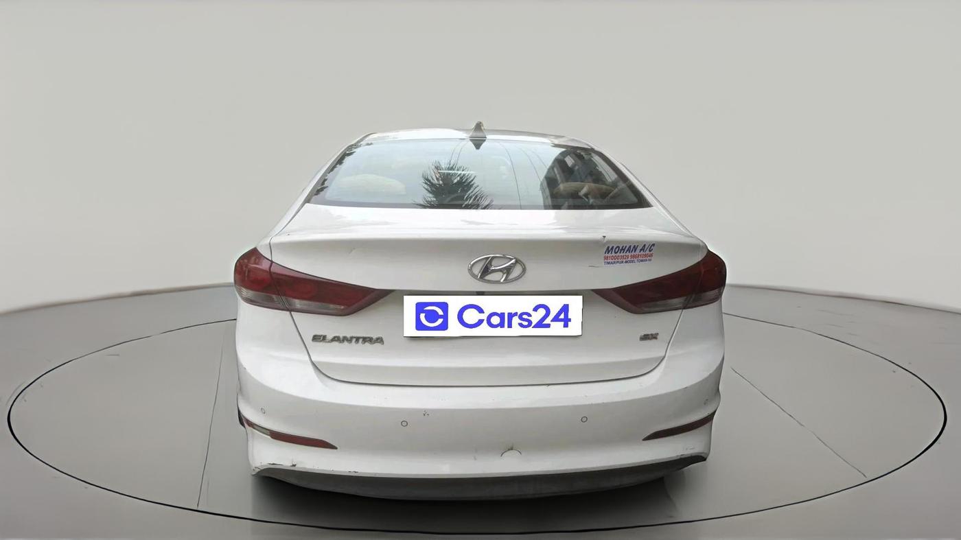2019 Hyundai New Elantra 1.6 SX MT DIESEL, Diesel, Manual, 1,29,235 km, exterior