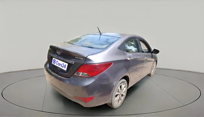 2015 Hyundai Verna FLUIDIC 1.6 VTVT SX, Petrol, Manual, 79,615 km, exterior