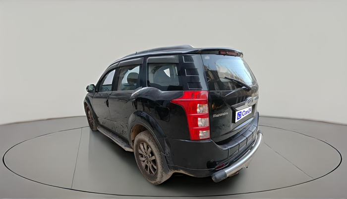 2016 Mahindra XUV500 W10 AT 1.99, Diesel, Automatic, 1,28,989 km, exterior