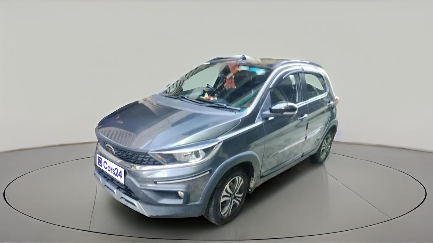 2024 Tata TIAGO NRG  NRG XZA CNG, CNG, Automatic, 15,944 km, exterior