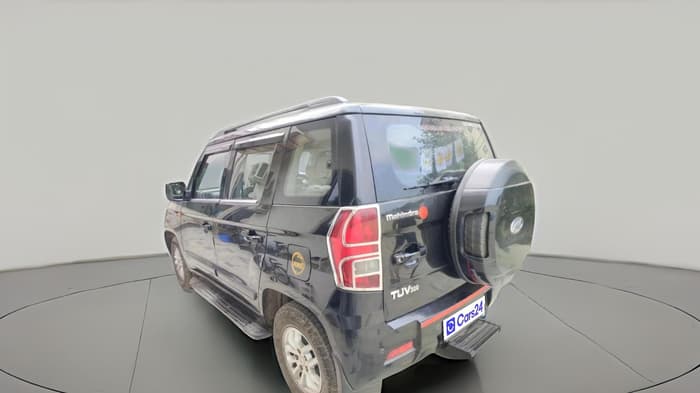 2018 Mahindra TUV300 T8, Diesel, Manual, 1,35,536 km, exterior