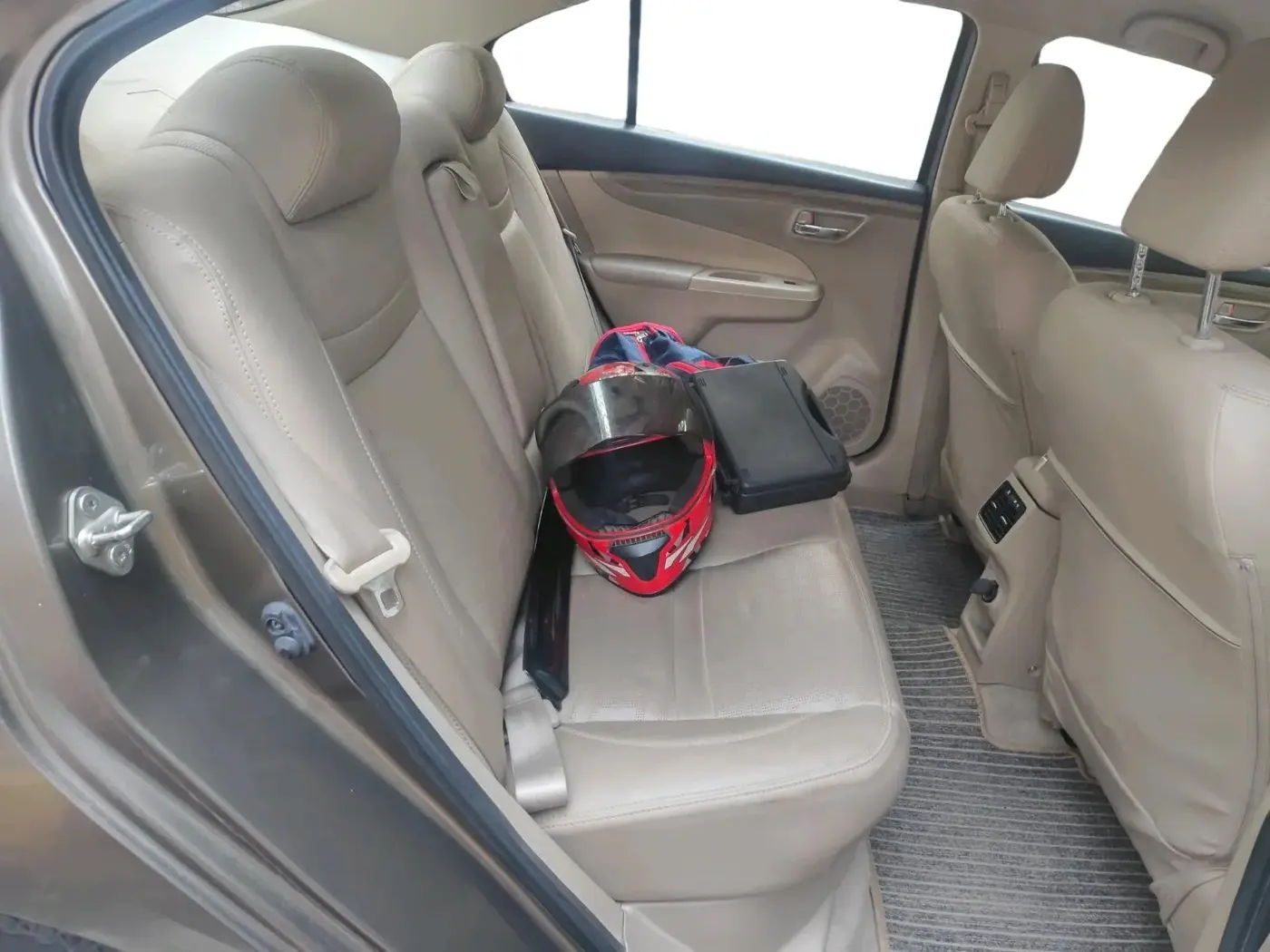 2019 Maruti Ciaz DELTA 1.5 SHVS MT PETROL, Petrol, Manual, 21,339 km, interior
