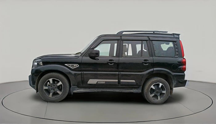 2023 Mahindra SCORPIO CLASSIC S11 MT 7S CC, Diesel, Manual, 57,364 km, exterior