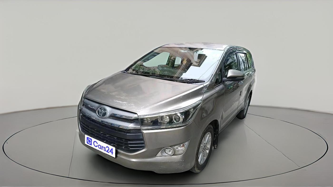 2018 Toyota Innova Crysta 2.4 VX 7 STR, Diesel, Manual, 3,35,585 km, exterior