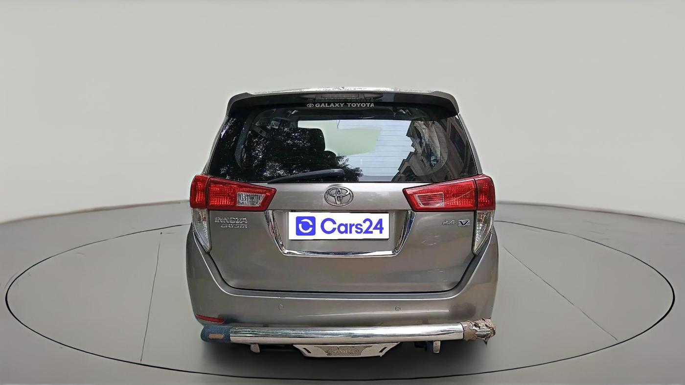 2018 Toyota Innova Crysta 2.4 VX 7 STR, Diesel, Manual, 3,35,585 km, exterior